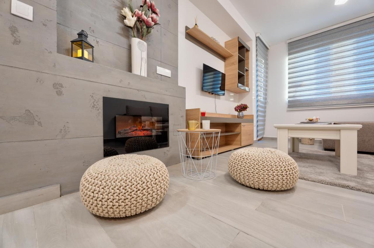 Aroma Lux 25 Apartment *